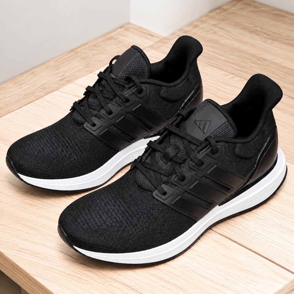 NWOT Adidas Women’s Ultradream DNA Sneaker Size 9.5